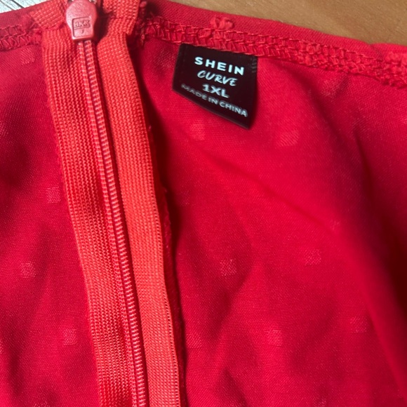 Elegant Red Women's Romper - Picture 7 of 8